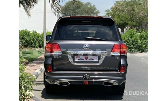 Buy Import Toyota Land Cruiser Other Car in Import - Dubai in Region of Bouenza Buy Import Toyota Land Cruiser Other Car in Import - Dubai in Region of Bouenza
