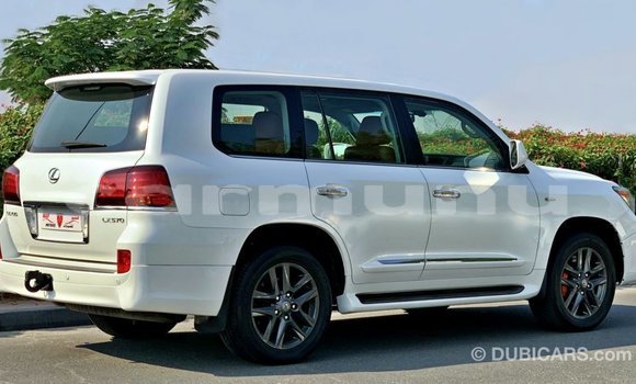 Buy Import Lexus LX White Car in Import - Dubai in Region of Bouenza Buy Import Lexus LX White Car in Import - Dubai in Region of Bouenza