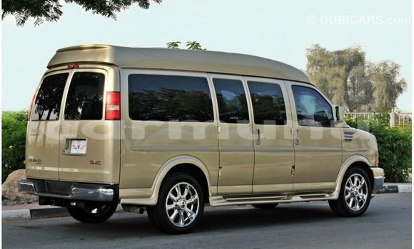 Acheter Import Voiture GMC Acadia Autre à Import - Dubai, Région de la Bouenza Acheter Import Voiture GMC Acadia Autre à Import - Dubai, Région de la Bouenza