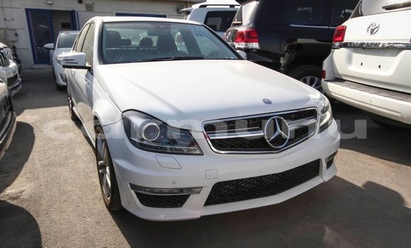 Buy Import Mercedes-Benz 200 White Car in Import - Dubai in Region of Bouenza