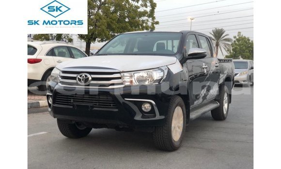 Acheter Import Voiture Toyota Hilux Noir à Import - Dubai, Région de la Bouenza Acheter Import Voiture Toyota Hilux Noir à Import - Dubai, Région de la Bouenza