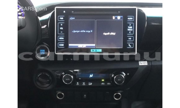 Acheter Import Voiture Toyota Hilux Noir à Import - Dubai, Région de la Bouenza Acheter Import Voiture Toyota Hilux Noir à Import - Dubai, Région de la Bouenza