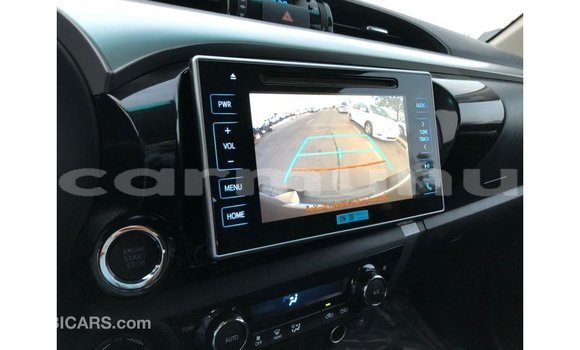 Acheter Import Voiture Toyota Hilux Noir à Import - Dubai, Région de la Bouenza Acheter Import Voiture Toyota Hilux Noir à Import - Dubai, Région de la Bouenza