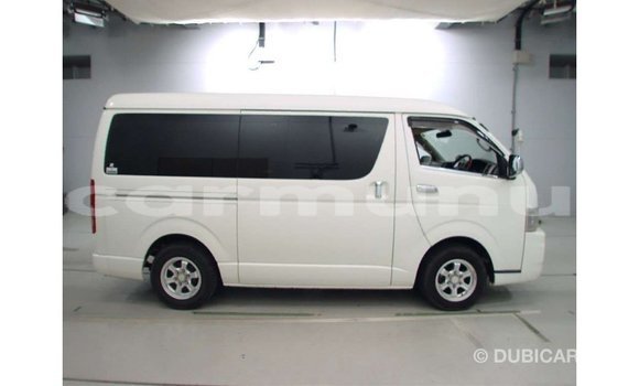 Buy Import Toyota Regius White Car in Import - Dubai in Region of Bouenza Buy Import Toyota Regius White Car in Import - Dubai in Region of Bouenza