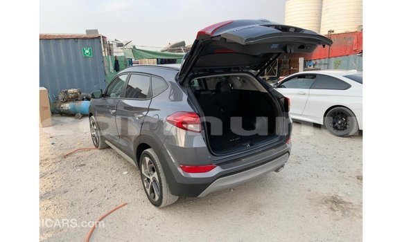Acheter Import Voiture Hyundai Tucson Autre à Import - Dubai, Région de la Bouenza Acheter Import Voiture Hyundai Tucson Autre à Import - Dubai, Région de la Bouenza