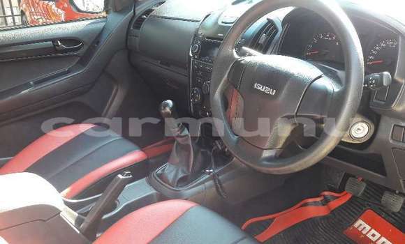 Acheter Occasion Voiture Isuzu KB Marron à Brazzaville, Commune de Brazzaville Acheter Occasion Voiture Isuzu KB Marron à Brazzaville, Commune de Brazzaville