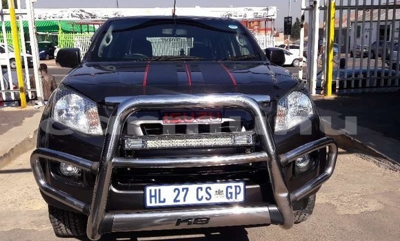 Acheter Occasion Voiture Isuzu KB Marron à Brazzaville, Commune de Brazzaville Acheter Occasion Voiture Isuzu KB Marron à Brazzaville, Commune de Brazzaville