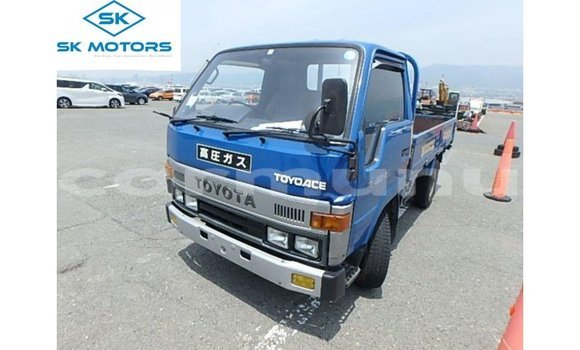 Acheter Import Utilitaire Toyota HiAce Bleu à Import - Dubai, Région de la Bouenza Acheter Import Utilitaire Toyota HiAce Bleu à Import - Dubai, Région de la Bouenza