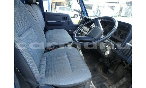 Acheter Import Utilitaire Toyota HiAce Bleu à Import - Dubai, Région de la Bouenza Acheter Import Utilitaire Toyota HiAce Bleu à Import - Dubai, Région de la Bouenza