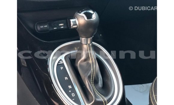 Acheter Import Voiture Kia Soul Rouge à Import - Dubai, Région de la Bouenza Acheter Import Voiture Kia Soul Rouge à Import - Dubai, Région de la Bouenza