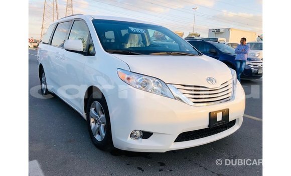 Buy Import Toyota Sienna White Car in Import - Dubai in Region of Bouenza Buy Import Toyota Sienna White Car in Import - Dubai in Region of Bouenza