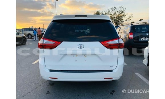 Buy Import Toyota Sienna White Car in Import - Dubai in Region of Bouenza Buy Import Toyota Sienna White Car in Import - Dubai in Region of Bouenza