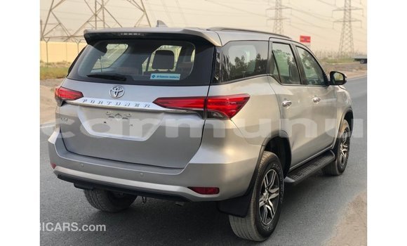 Buy Import Toyota Fortuner Other Car in Import - Dubai in Region of Bouenza Buy Import Toyota Fortuner Other Car in Import - Dubai in Region of Bouenza