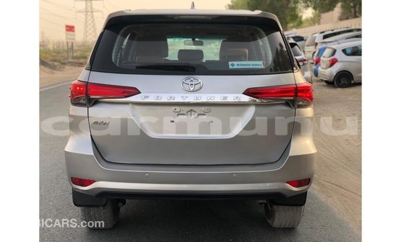 Buy Import Toyota Fortuner Other Car in Import - Dubai in Region of Bouenza Buy Import Toyota Fortuner Other Car in Import - Dubai in Region of Bouenza