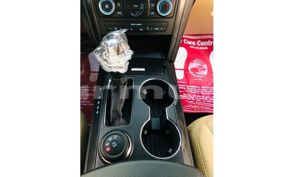 Acheter Import Voiture Ford Explorer Rouge à Import - Dubai, Région de la Bouenza Acheter Import Voiture Ford Explorer Rouge à Import - Dubai, Région de la Bouenza