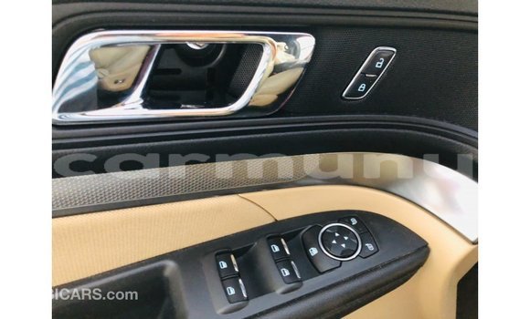 Acheter Import Voiture Ford Explorer Rouge à Import - Dubai, Région de la Bouenza Acheter Import Voiture Ford Explorer Rouge à Import - Dubai, Région de la Bouenza