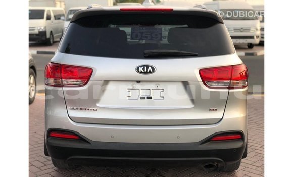 Acheter Import Voiture Kia Sorento Autre à Import - Dubai, Région de la Bouenza Acheter Import Voiture Kia Sorento Autre à Import - Dubai, Région de la Bouenza