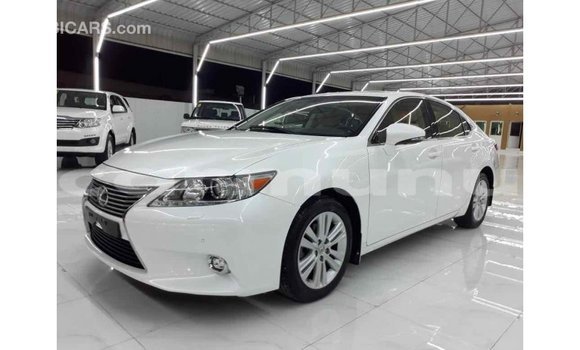 Buy Import Lexus ES White Car in Import - Dubai in Region of Bouenza Buy Import Lexus ES White Car in Import - Dubai in Region of Bouenza