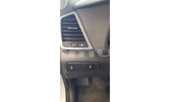 Buy Import Hyundai Tucson White Car in Import - Dubai in Region of Bouenza Buy Import Hyundai Tucson White Car in Import - Dubai in Region of Bouenza