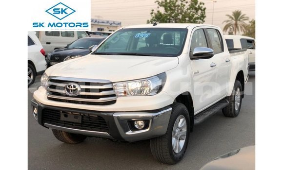 Buy Import Toyota Hilux White Car in Import - Dubai in Region of Bouenza Buy Import Toyota Hilux White Car in Import - Dubai in Region of Bouenza