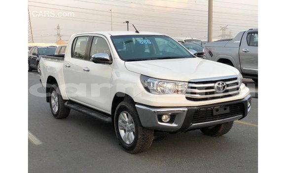 Buy Import Toyota Hilux White Car in Import - Dubai in Region of Bouenza Buy Import Toyota Hilux White Car in Import - Dubai in Region of Bouenza