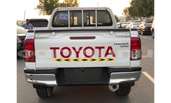Buy Import Toyota Hilux White Car in Import - Dubai in Region of Bouenza Buy Import Toyota Hilux White Car in Import - Dubai in Region of Bouenza
