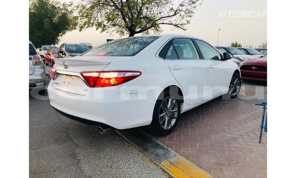 Acheter Import Voiture Toyota Camry Blanc à Import - Dubai, Région de la Bouenza Acheter Import Voiture Toyota Camry Blanc à Import - Dubai, Région de la Bouenza
