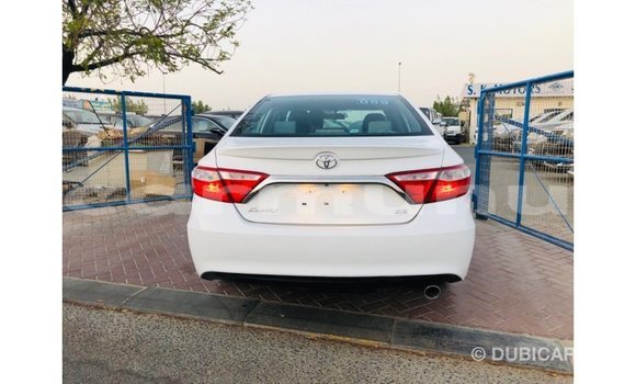 Acheter Import Voiture Toyota Camry Blanc à Import - Dubai, Région de la Bouenza Acheter Import Voiture Toyota Camry Blanc à Import - Dubai, Région de la Bouenza