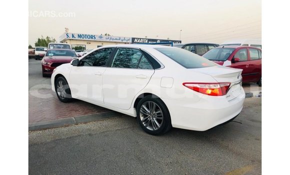 Acheter Import Voiture Toyota Camry Blanc à Import - Dubai, Région de la Bouenza Acheter Import Voiture Toyota Camry Blanc à Import - Dubai, Région de la Bouenza