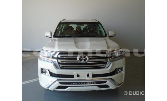 Acheter Import Voiture Toyota Land Cruiser Autre à Import - Dubai, Région de la Bouenza Acheter Import Voiture Toyota Land Cruiser Autre à Import - Dubai, Région de la Bouenza