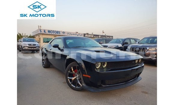 Acheter Import Voiture Dodge Challenger Noir à Import - Dubai, Région de la Bouenza Acheter Import Voiture Dodge Challenger Noir à Import - Dubai, Région de la Bouenza