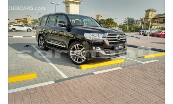 Buy Import Toyota Land Cruiser Black Car in Import - Dubai in Region of Bouenza Buy Import Toyota Land Cruiser Black Car in Import - Dubai in Region of Bouenza