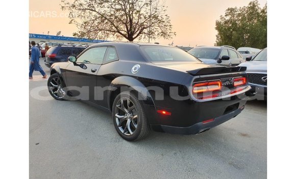 Buy Import Dodge Challenger Black Car in Import - Dubai in Region of Bouenza Buy Import Dodge Challenger Black Car in Import - Dubai in Region of Bouenza