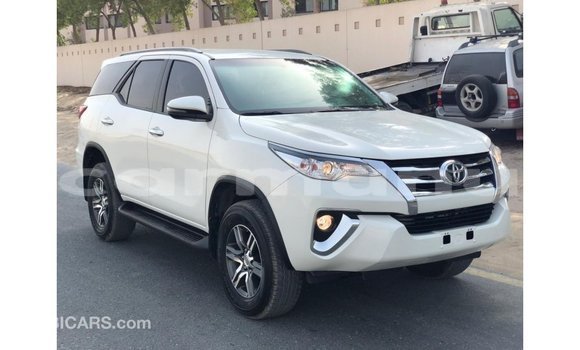 Buy Import Toyota Fortuner White Car in Import - Dubai in Region of Bouenza Buy Import Toyota Fortuner White Car in Import - Dubai in Region of Bouenza