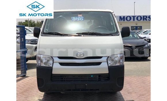 Acheter Import Utilitaire Toyota DA Blanc à Import - Dubai, Région de la Bouenza Acheter Import Utilitaire Toyota DA Blanc à Import - Dubai, Région de la Bouenza