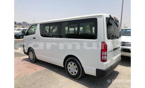 Acheter Import Utilitaire Toyota DA Blanc à Import - Dubai, Région de la Bouenza Acheter Import Utilitaire Toyota DA Blanc à Import - Dubai, Région de la Bouenza