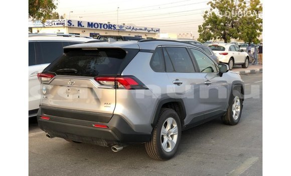 Acheter Import Utilitaire Toyota HiAce Autre à Import - Dubai, Région de la Bouenza Acheter Import Utilitaire Toyota HiAce Autre à Import - Dubai, Région de la Bouenza