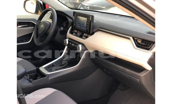 Acheter Import Utilitaire Toyota HiAce Autre à Import - Dubai, Région de la Bouenza Acheter Import Utilitaire Toyota HiAce Autre à Import - Dubai, Région de la Bouenza