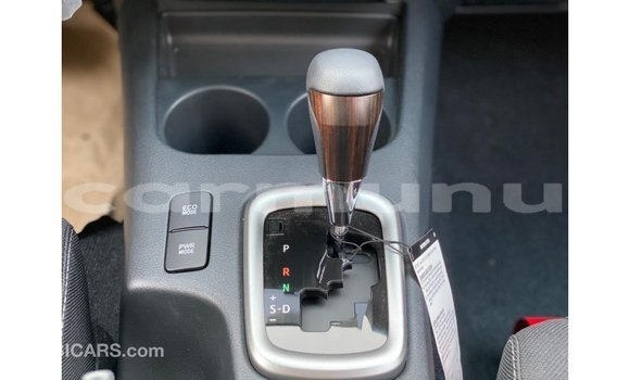 Buy Import Toyota Hilux White Car in Import - Dubai in Region of Bouenza Buy Import Toyota Hilux White Car in Import - Dubai in Region of Bouenza