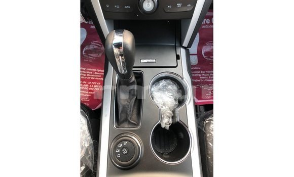 Acheter Import Voiture Ford Explorer Bleu à Import - Dubai, Région de la Bouenza Acheter Import Voiture Ford Explorer Bleu à Import - Dubai, Région de la Bouenza