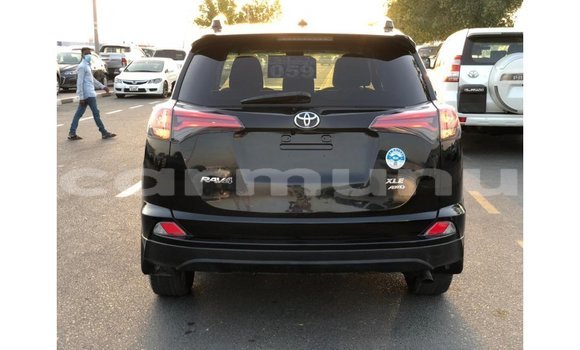 Buy Import Toyota HiAce Black Truck in Import - Dubai in Region of Bouenza Buy Import Toyota HiAce Black Truck in Import - Dubai in Region of Bouenza