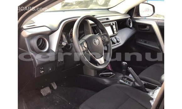 Buy Import Toyota HiAce Black Truck in Import - Dubai in Region of Bouenza Buy Import Toyota HiAce Black Truck in Import - Dubai in Region of Bouenza