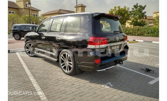 Buy Import Toyota Land Cruiser Black Car in Import - Dubai in Region of Bouenza Buy Import Toyota Land Cruiser Black Car in Import - Dubai in Region of Bouenza