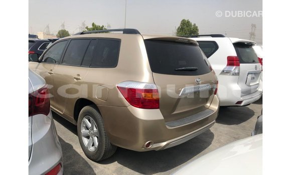 Buy Import Toyota Highlander Other Car in Import - Dubai in Region of Bouenza Buy Import Toyota Highlander Other Car in Import - Dubai in Region of Bouenza