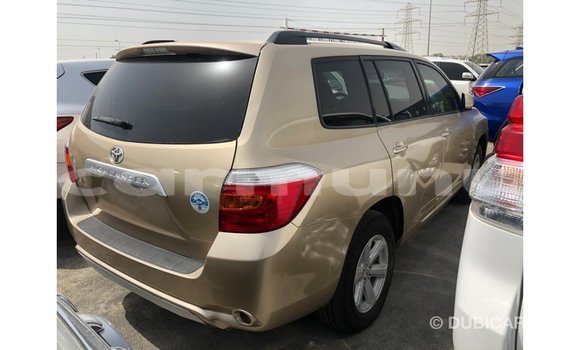 Buy Import Toyota Highlander Other Car in Import - Dubai in Region of Bouenza Buy Import Toyota Highlander Other Car in Import - Dubai in Region of Bouenza
