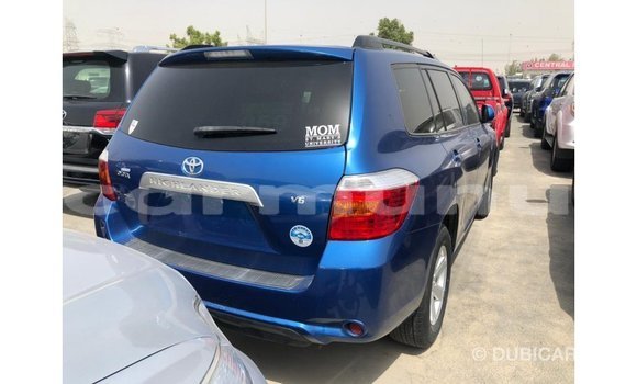Acheter Import Voiture Toyota Highlander Bleu à Import - Dubai, Région de la Bouenza Acheter Import Voiture Toyota Highlander Bleu à Import - Dubai, Région de la Bouenza