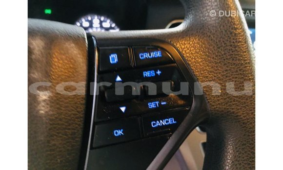 Acheter Import Voiture Hyundai Sonata Rouge à Import - Dubai, Région de la Bouenza Acheter Import Voiture Hyundai Sonata Rouge à Import - Dubai, Région de la Bouenza