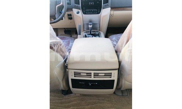 Acheter Import Voiture Toyota Land Cruiser Noir à Import - Dubai, Région de la Bouenza Acheter Import Voiture Toyota Land Cruiser Noir à Import - Dubai, Région de la Bouenza