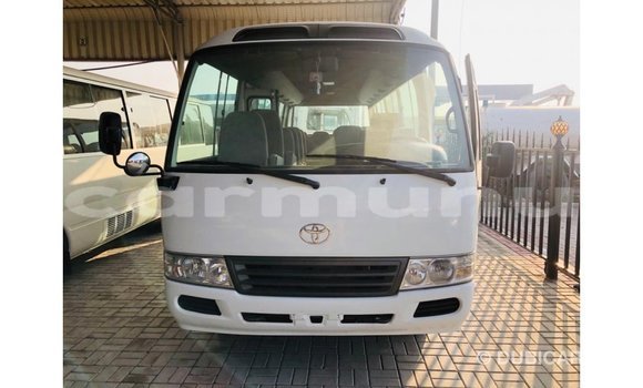 Acheter Import Voiture Toyota Coaster Blanc à Import - Dubai, Région de la Bouenza Acheter Import Voiture Toyota Coaster Blanc à Import - Dubai, Région de la Bouenza