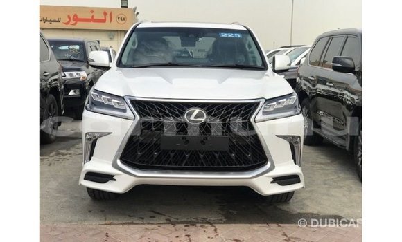Acheter Import Voiture Lexus LX Blanc à Import - Dubai, Région de la Bouenza Acheter Import Voiture Lexus LX Blanc à Import - Dubai, Région de la Bouenza